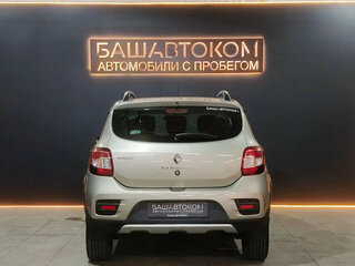 2015 Renault Sandero Stepway II, бежевый, 899000 рублей, вид 5