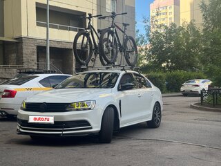 2017 Volkswagen Jetta VI Рестайлинг, белый, 1200000 рублей, вид 4