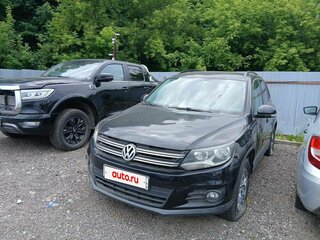 2012 Volkswagen Tiguan I Рестайлинг, чёрный, 595000 рублей, вид 1