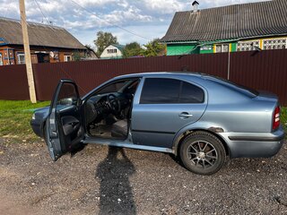 2008 Skoda Octavia I (A4) Рестайлинг, серый, 300000 рублей, вид 3