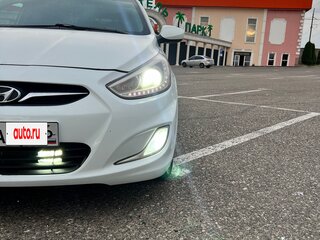 2014 Hyundai Solaris I, белый, 620000 рублей, вид 3