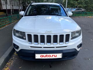2013 Jeep Compass I Рестайлинг 2, белый, 950000 рублей, вид 1