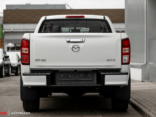 2023 Mazda BT-50 III, белый, 5700000 рублей, вид 4