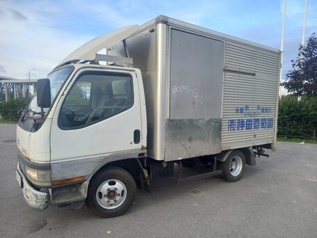 2002 Fuso (Mitsubishi) Canter, белый, 800000 рублей, вид 3