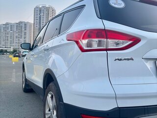 2015 Ford Kuga II, белый, 1160000 рублей, вид 4