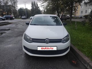 2015 Volkswagen Polo V, белый, 645000 рублей, вид 2
