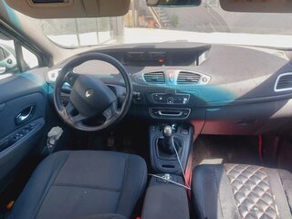 2010 Renault Scenic III, коричневый, 599000 рублей, вид 4