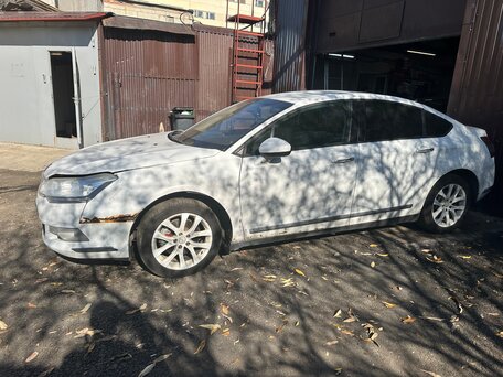 2011 Citroen C5 II, белый, 205000 рублей, вид 3