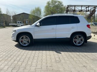 2010 Volkswagen Tiguan I, белый, 1630000 рублей, вид 4