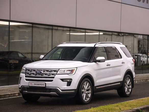 2019 Ford Explorer V Рестайлинг 2, белый, 2869000 рублей - вид 2