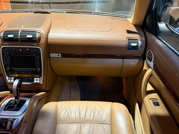 2007 Porsche Cayenne I Рестайлинг (957), бежевый, 1700000 рублей - вид 10