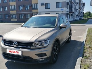 2018 Volkswagen Tiguan II, бежевый, 2150000 рублей, вид 1
