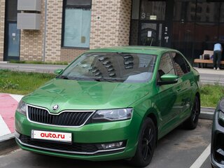 2018 Skoda Rapid I Рестайлинг, зелёный, 1620000 рублей, вид 2