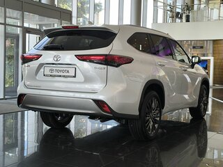 2026 Toyota Highlander IV (XU70), белый, 5600000 рублей, вид 4