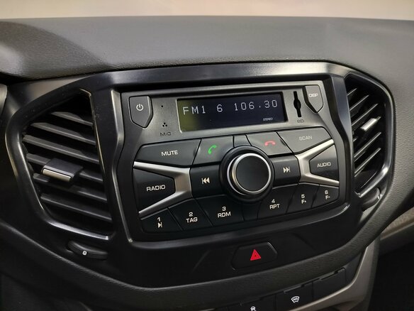 2018 Lada (ВАЗ) Vesta SW I, чёрный, 730000 рублей - вид 10