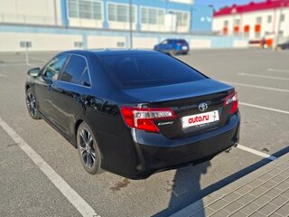 2014 Toyota Camry VII (XV50), чёрный, 1850000 рублей, вид 4
