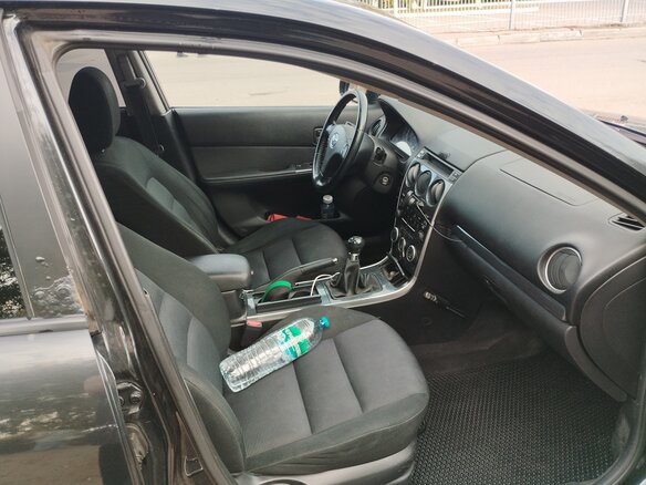 2005 Mazda 6 I (GG) Рестайлинг, чёрный, 190000 рублей - вид 12