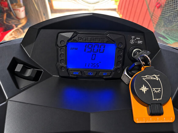2018 Polaris 550 INDY, пурпурный, 850000 рублей - вид 3