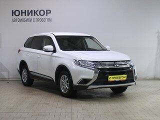 2018 Mitsubishi Outlander III Рестайлинг 2, белый, 2049000 рублей, вид 3