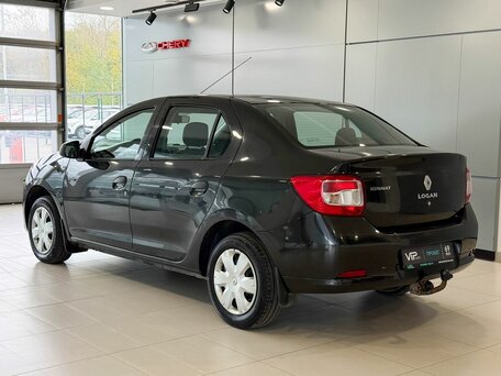 2015 Renault Logan II, чёрный, 657000 рублей, вид 4
