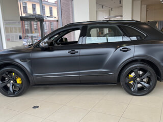 2019 Bentley Bentayga I, чёрный, 12000000 рублей, вид 4