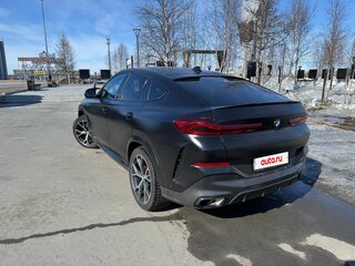 2021 BMW X6 40i III (G06), чёрный, 7600000 рублей, вид 2