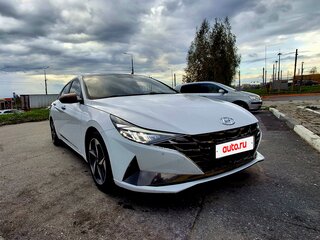 2022 Hyundai Elantra VII (CN7), белый, 1900000 рублей, вид 2