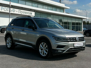 2019 Volkswagen Tiguan II, серебристый, 2340000 рублей, вид 3