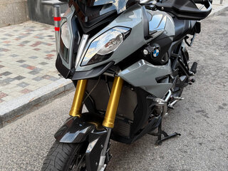 2017 BMW S 1000 XR, серый, 1299000 рублей, вид 5