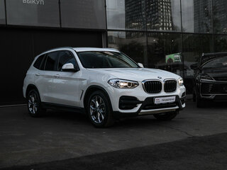 2019 BMW X3 20i xDrive III (G01), белый, 2850000 рублей, вид 3