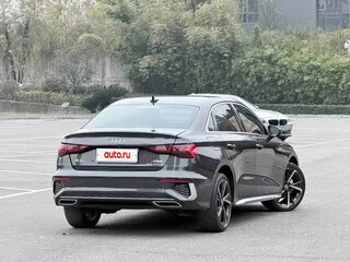 2023 Audi A3 35 TFSI IV (8Y), серебристый, 1980000 рублей, вид 4