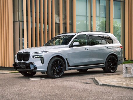 2025 BMW X7 40d I (G07) Рестайлинг, серый, 14500000 рублей, вид 2