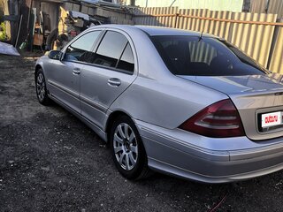 2003 Mercedes-Benz C-Класс 200 II (W203), серебристый, 320000 рублей, вид 4