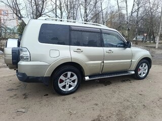 2008 Mitsubishi Pajero IV, бежевый, 1250000 рублей, вид 5
