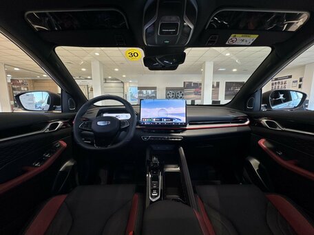 2026 Geely Coolray I Рестайлинг 2, фиолетовый, 2964990 рублей, вид 3