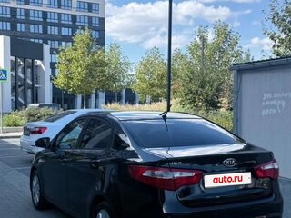 2015 Kia Rio 6-speed III, чёрный, 600000 рублей, вид 4