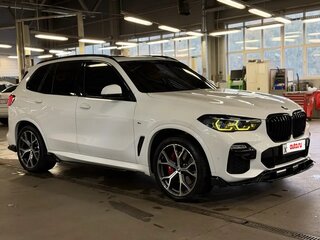 2021 BMW X5 40i IV (G05/G18), белый, 6999000 рублей, вид 5