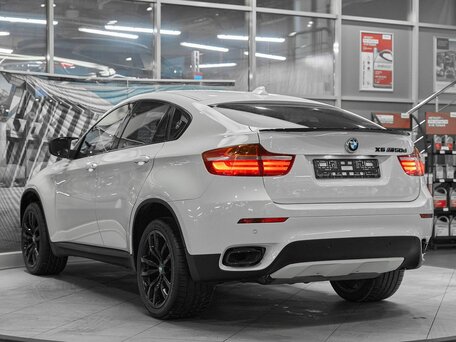2013 BMW X6 M50d I (E71) Рестайлинг, белый, 2445000 рублей, вид 4