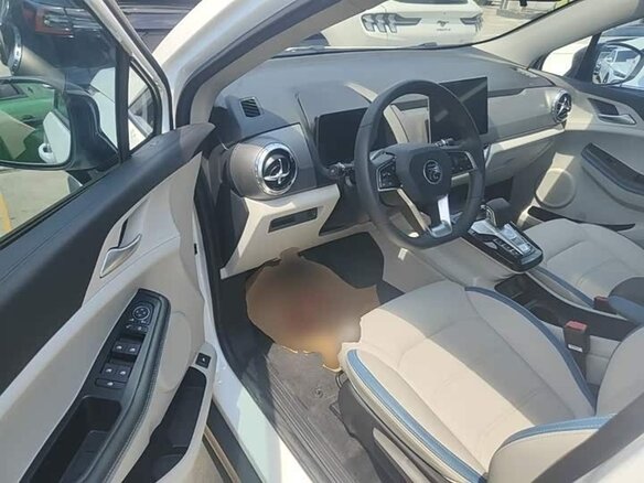2024 BYD Yuan Pro (47 kWh) I Рестайлинг 2 (Pro), белый - вид 17