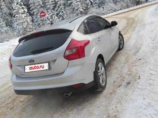 2013 Ford Focus III, серебристый, 860000 рублей, вид 3
