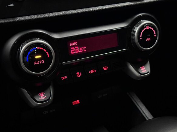 2021 Kia Rio IV Рестайлинг, серый, 1499000 рублей - вид 15