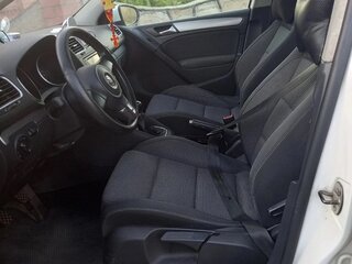 2011 Volkswagen Golf VI, белый, 690000 рублей, вид 5