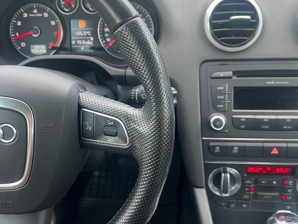 2011 Audi A3 II (8P) Рестайлинг 2, белый - вид 13