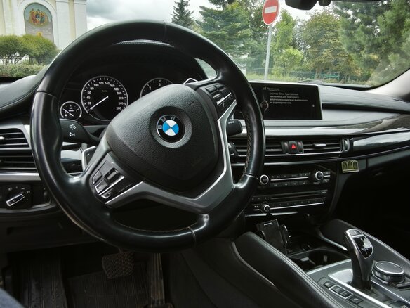 2015 BMW X6 30d II (F16), чёрный, 3750000 рублей - вид 14