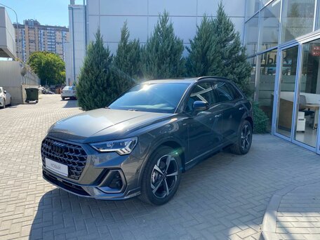 Audi Q3 II (F3)