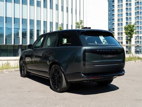 2026 Land Rover Range Rover P530 MHEV Long V, зелёный, 28300000 рублей, вид 5