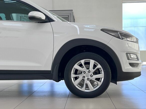 2018 Hyundai Tucson III Рестайлинг, белый, 2250000 рублей - вид 16