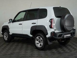 2024 Lada (ВАЗ) Niva Travel I, белый, 1235000 рублей, вид 2