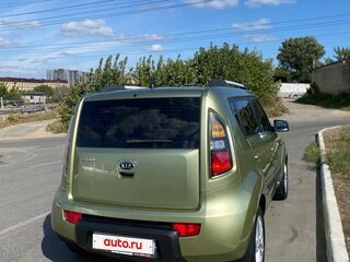 2010 Kia Soul I, зелёный, 850000 рублей, вид 3