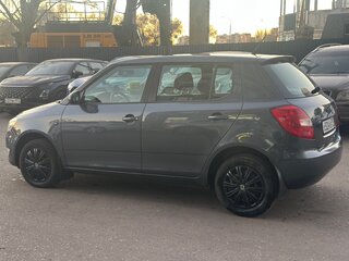 2013 Skoda Fabia II Рестайлинг, серый, 550000 рублей, вид 4
